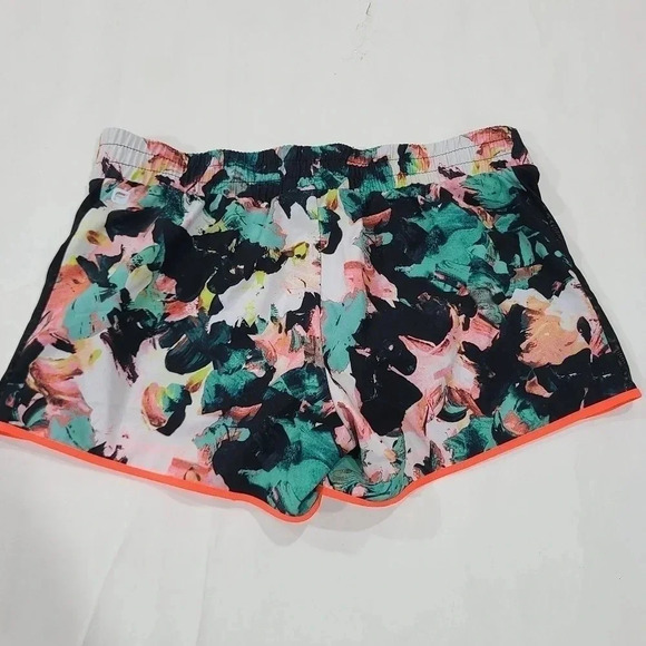 Fabletics Women's Running Shorts Athletic Floral Lined Built in Liner Sz Small - Picture 2 of 6